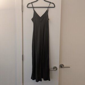 Quince 100% Washable Silk Slip Dress | Black | Medium